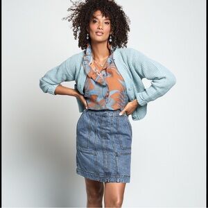 Cabi Speedway Skirt 6571. Size 8. Spring season 2024.